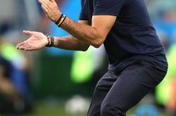 开云体育官方网站-包含阿根廷逆转罗马，德利赫特打破历史纪录的词条