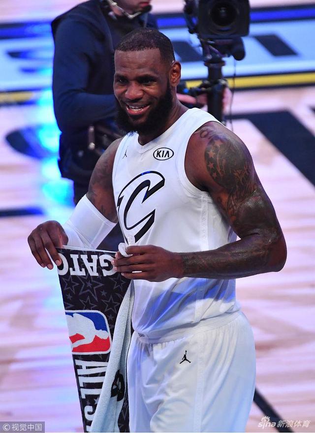 GEN险胜NS,Scout单局斩获MVP四强赛3:1(洛杉矶) GEN险胜NS,Scout单局斩获MVP四强赛3:1(洛杉矶)