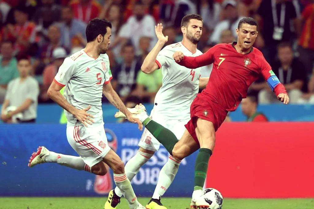 葡萄牙小组赛收官,C罗帽子戏法助球队晋级 葡萄牙小组赛收官,C罗帽子戏法助球队晋级