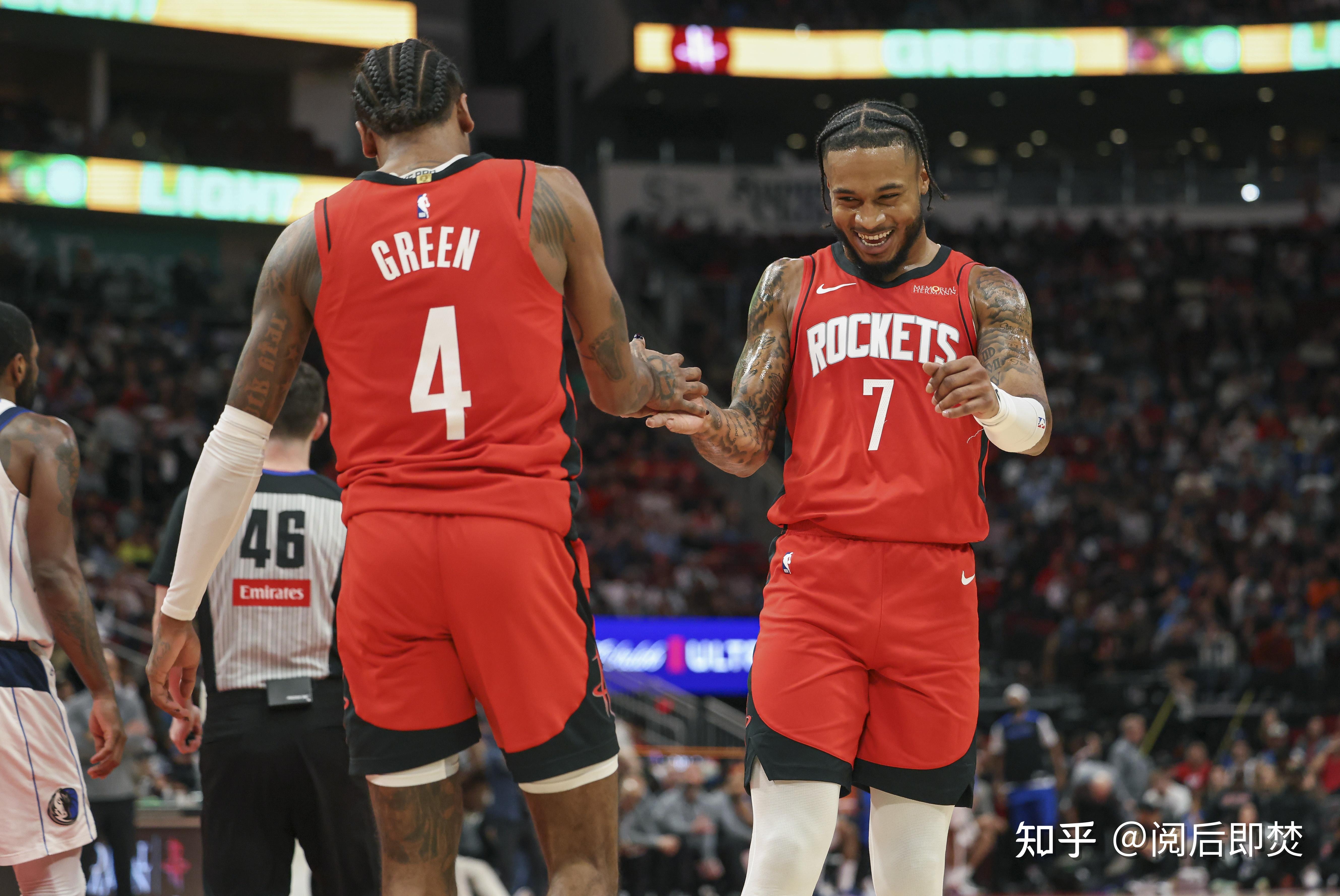 职业球员表现抢眼,助球队夺取连胜 职业球员表现抢眼,助球队夺取连胜