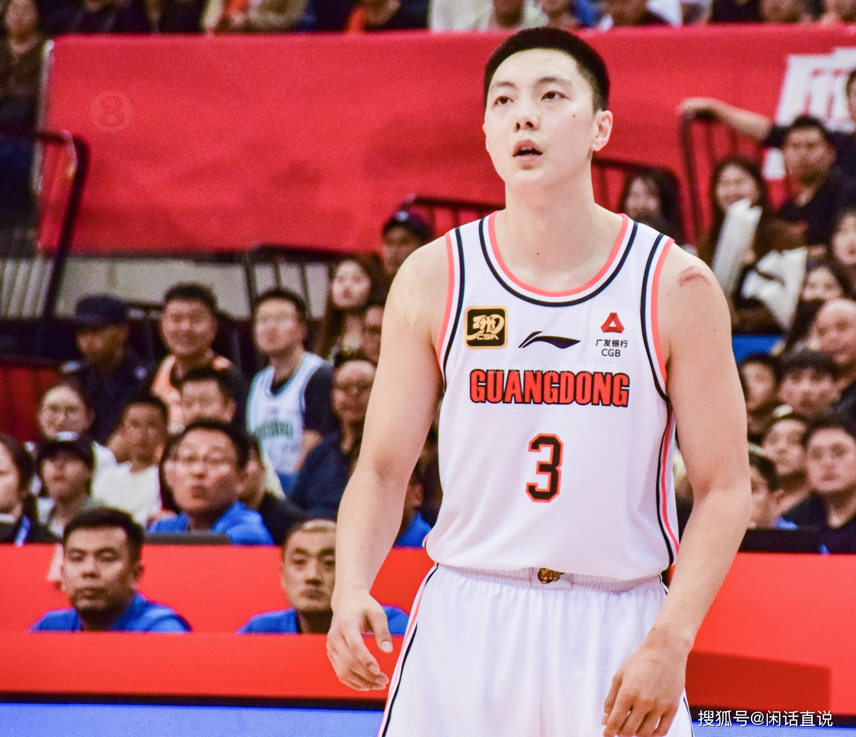 广东男篮再胜,豪取近期第四连胜 广东男篮再胜,豪取近期第四连胜