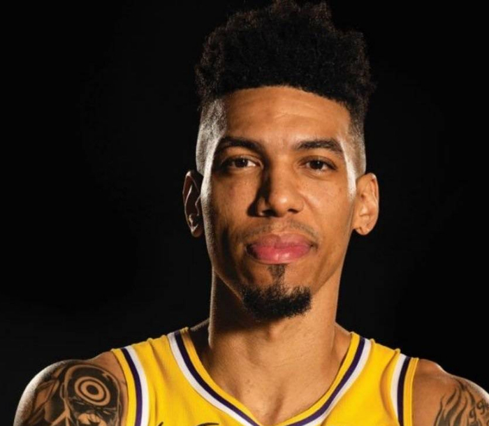 76人轻取中国男篮,丹尼·格林关键制胜的简单介绍 76人轻取中国男篮,丹尼·格林关键制胜的简单介绍