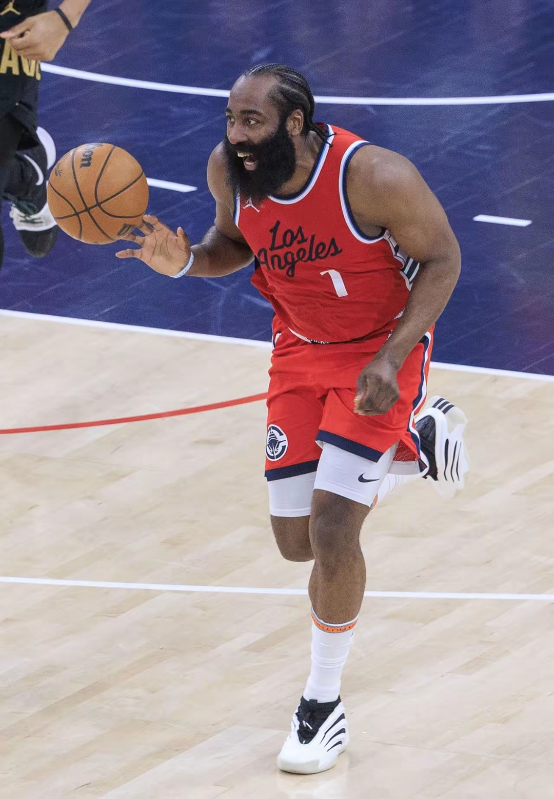 包含猛龙绝杀尼克斯,哈登三分雨点燃全场的词条 包含猛龙绝杀尼克斯,哈登三分雨点燃全场的词条