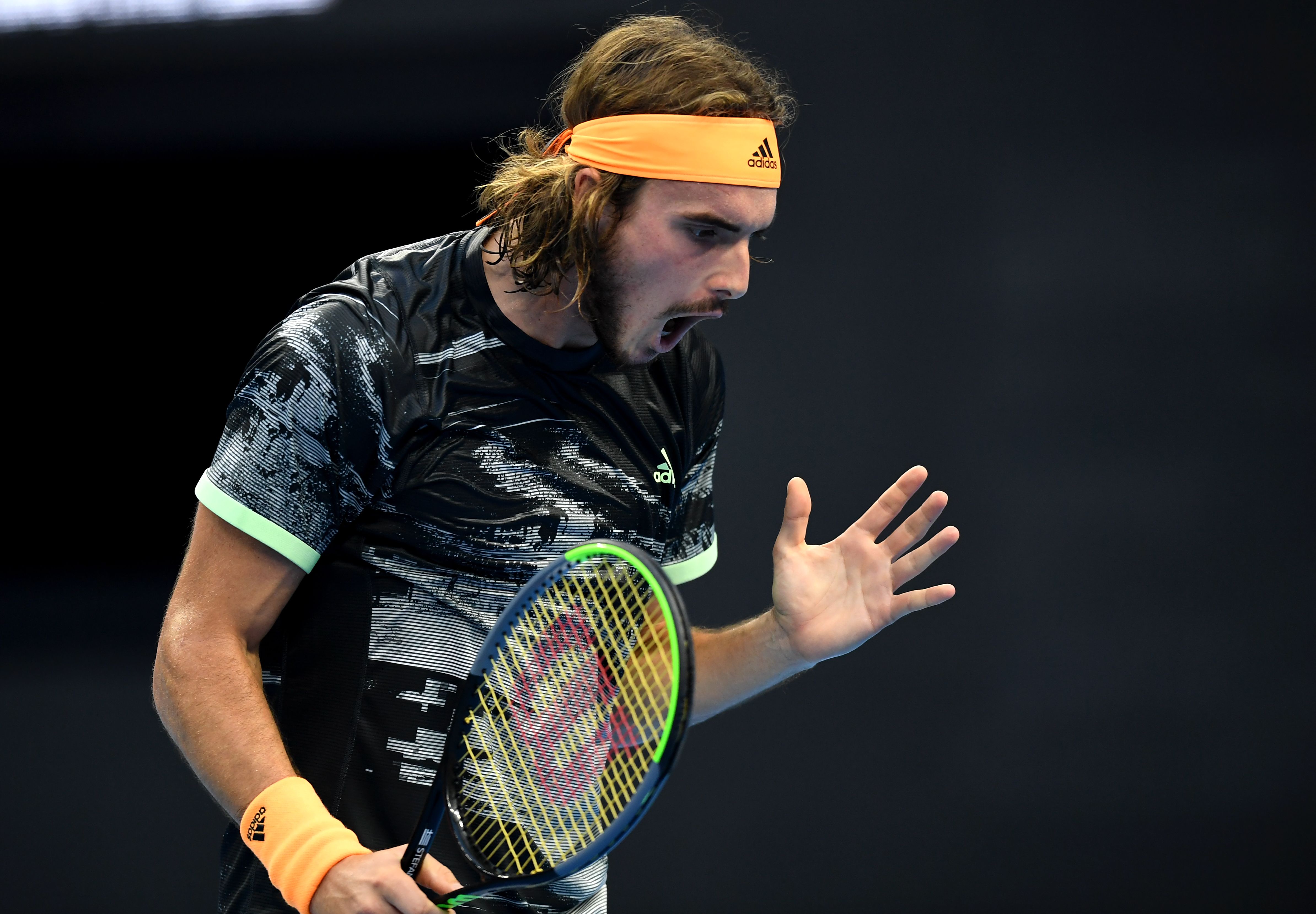 西班牙网球队完胜法国网球队,西西帕斯惊艳世界的简单介绍 西班牙网球队完胜法国网球队,西西帕斯惊艳世界的简单介绍